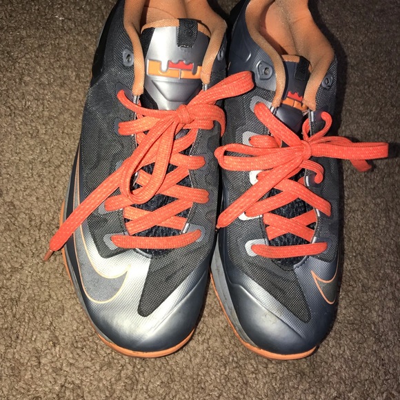 lebrons - Picture 3 of 6